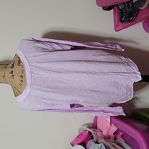 3x lavender long sleeved top. Features a knot in front - Picture 2 of 2